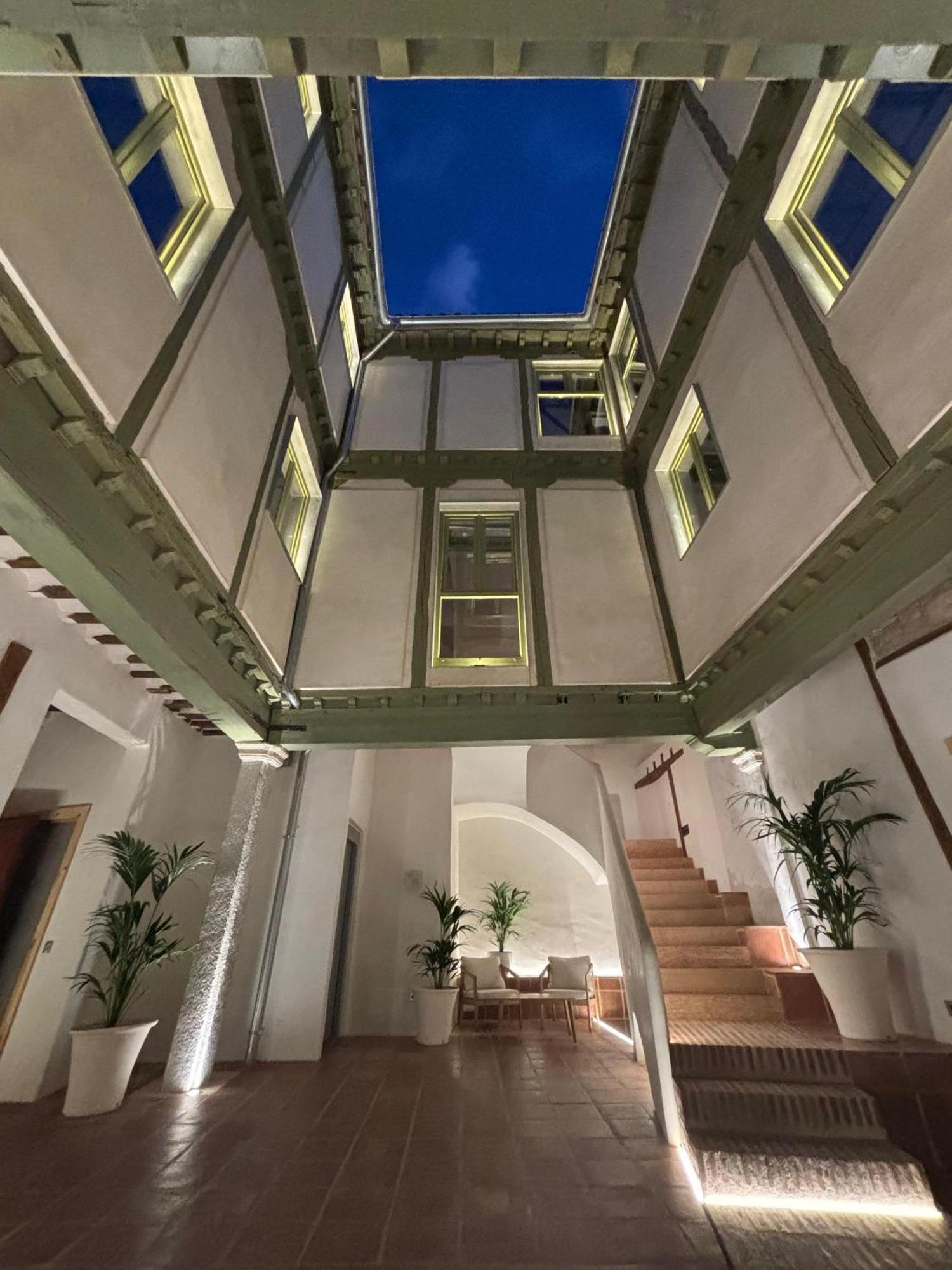 Hotel Carlos V Toledo Bagian luar foto