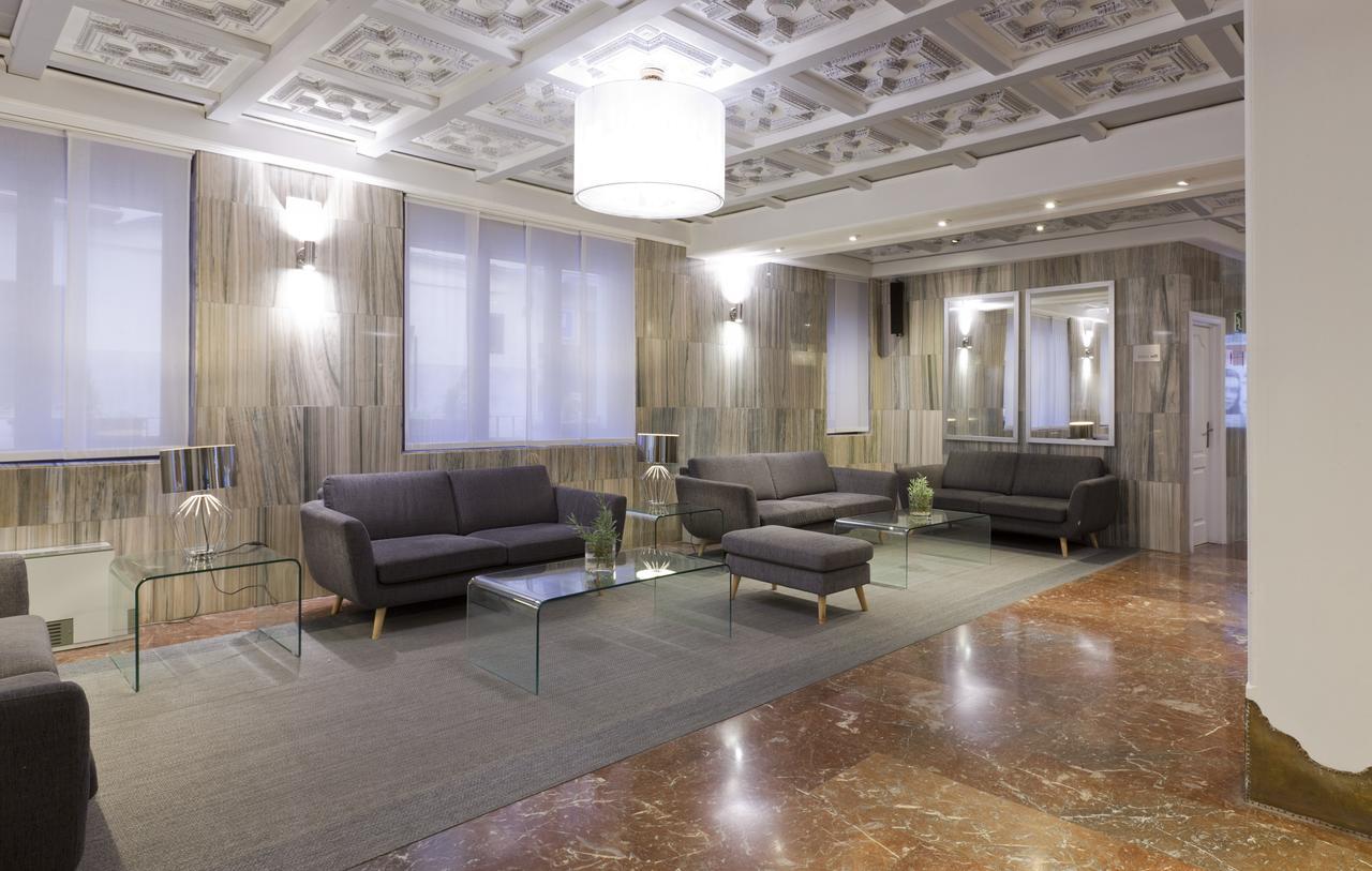 Hotel Carlos V Toledo Bagian luar foto