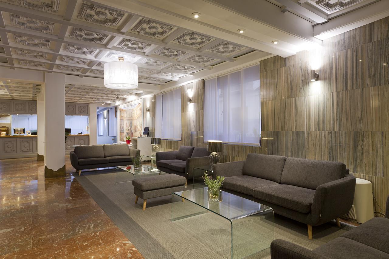 Hotel Carlos V Toledo Bagian luar foto